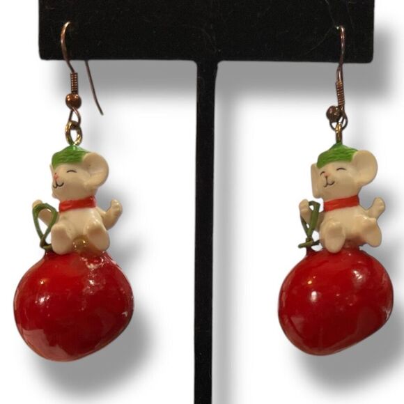 Vintage White Mouse on Cherry Dangle Earrings - Picture 3 of 8